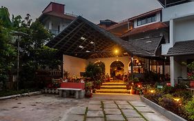 Treebo Vrindavan, 3 Km From Madikeri Fort