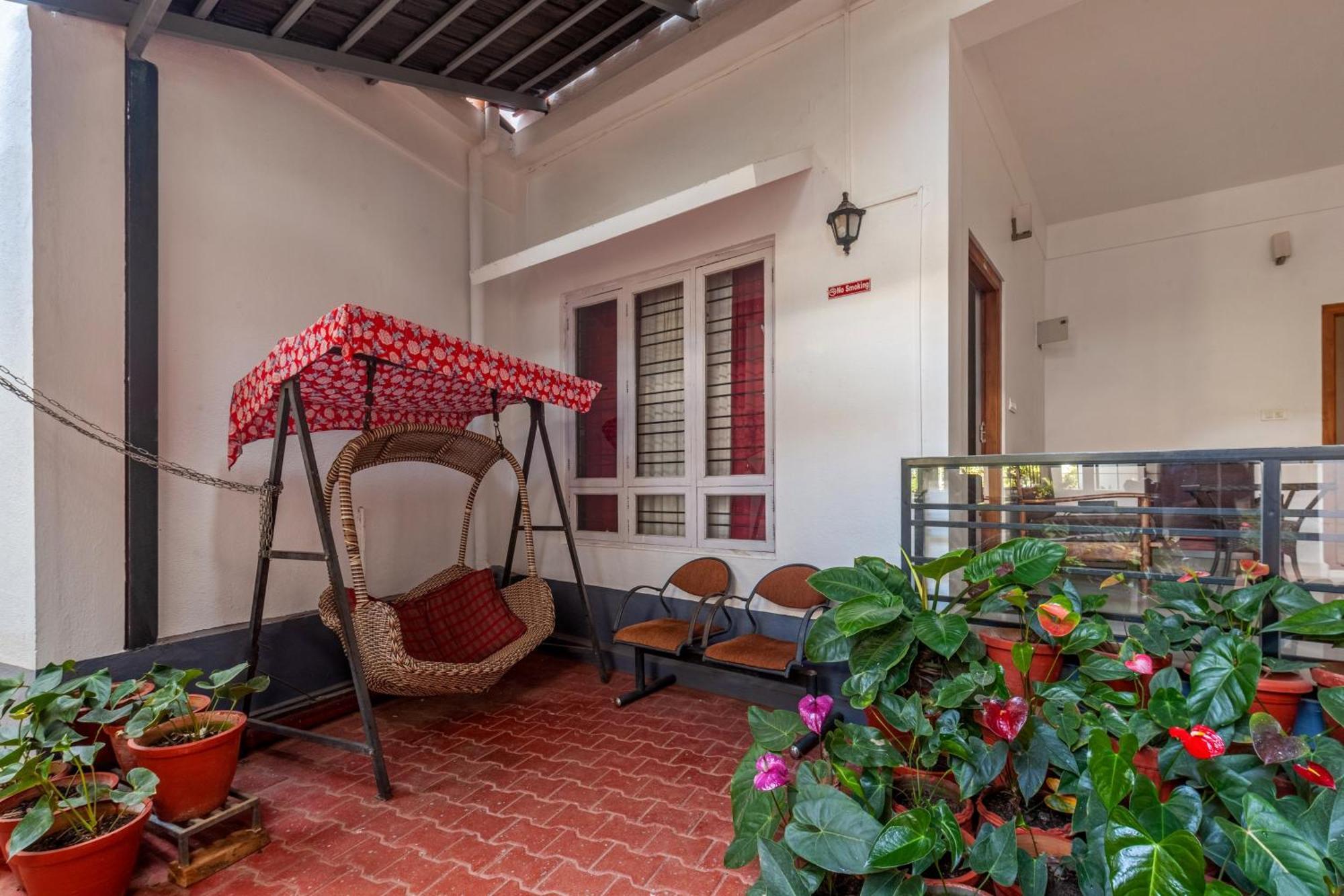 Treebo Vrindavan, 3 Km From Madikeri Fort Exterior photo